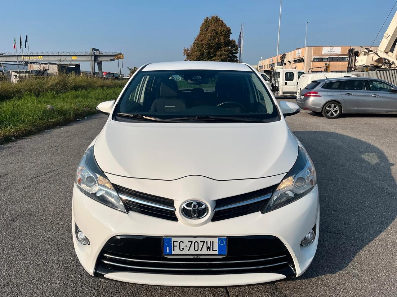 Toyota Verso 1.6 D-4D Active