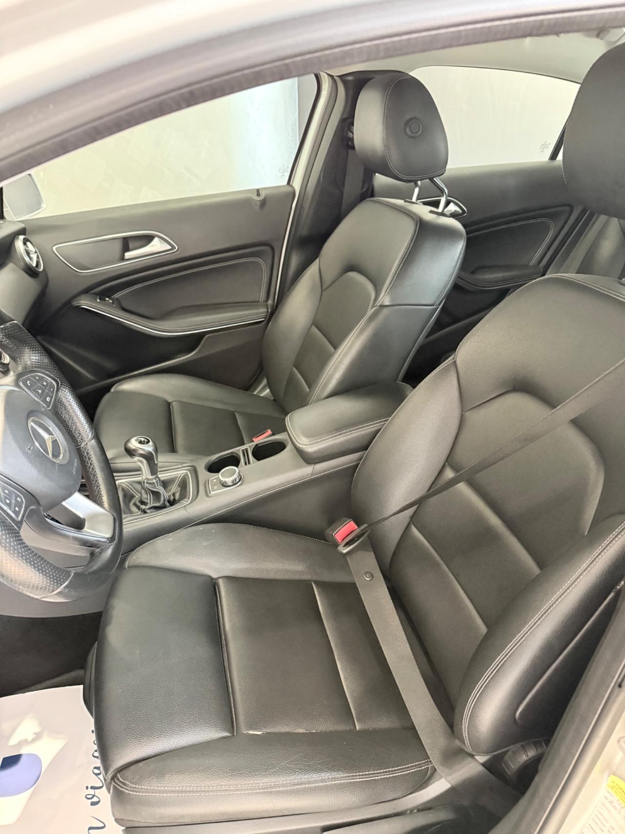 Mercedes-benz A 180 d Executive fari full-LED navi retrocamera