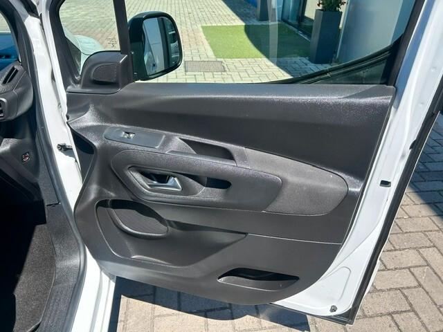 Opel Combo Life 1.5D 130 CV S&S MT6 Elegance Plus XL