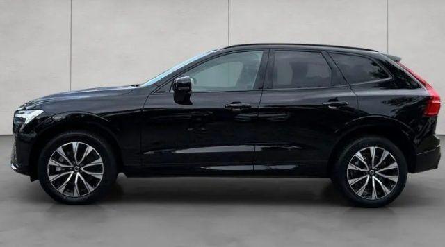 VOLVO XC60 B4 (d) AWD automatico Plus Dark N1Autocarro