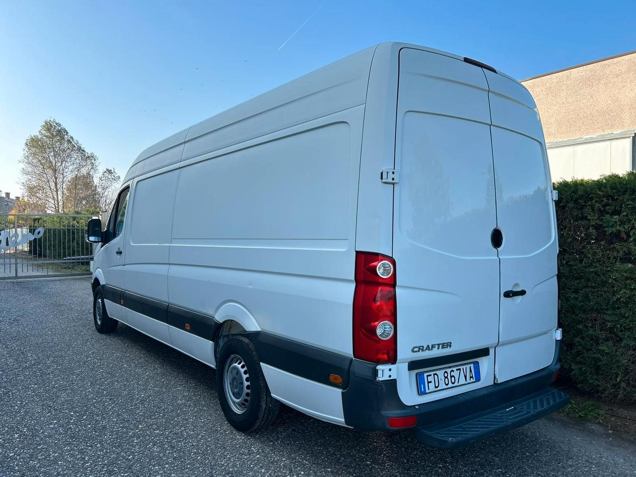 Volkswagen Crafter 35 2.0 TDI 100KW P.L. T.A.