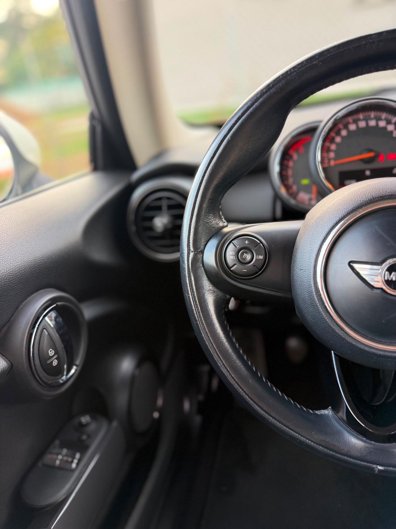 Mini 1.5 Cooper D Hype 5 porte neopatentati