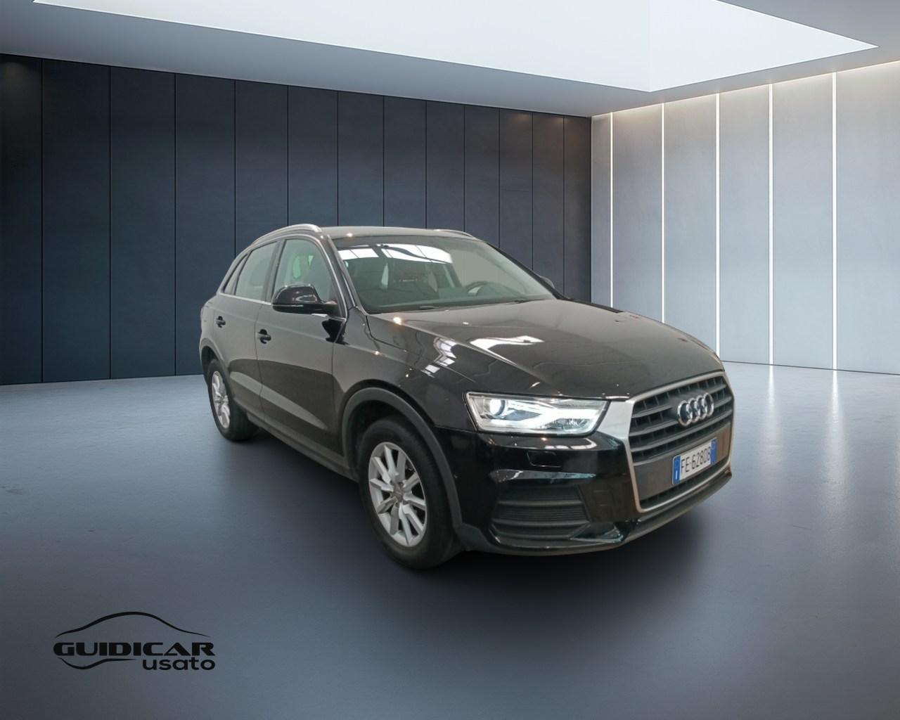 AUDI Q3 I 2015 - Q3 2.0 tdi Business 120cv