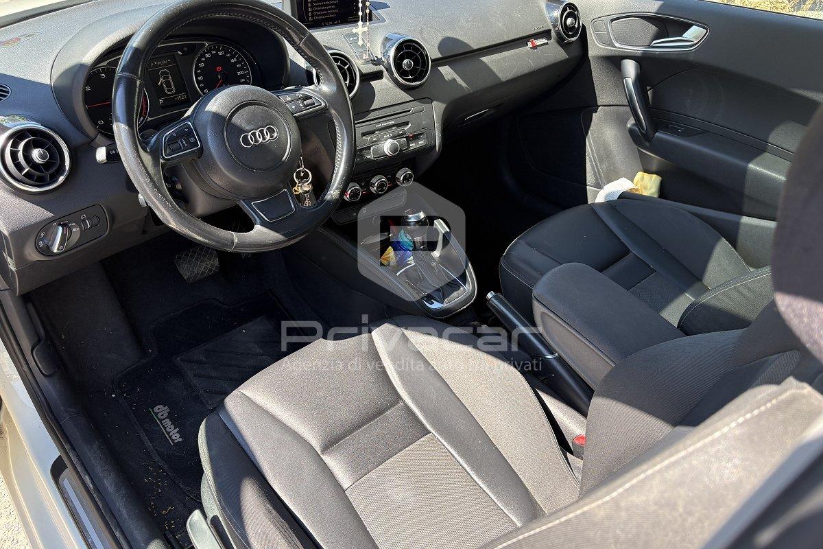 AUDI A1 1.6 TDI S tronic Ambition