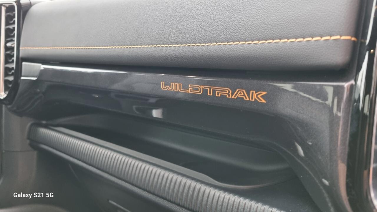 Ford Ranger 2.0 ECOBLUE DC Wildtrak 5 posti Autocarro 205 cv