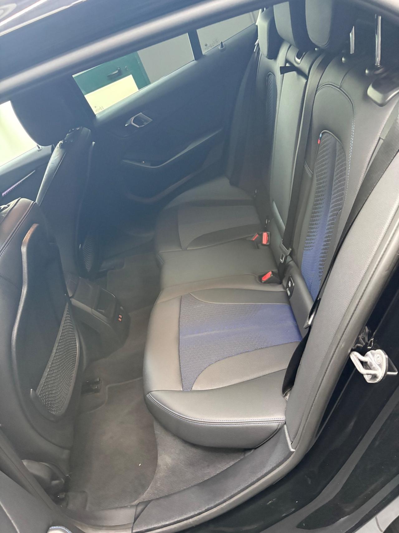 Bmw 118 120d xDrive 5p. Colorvision Edition