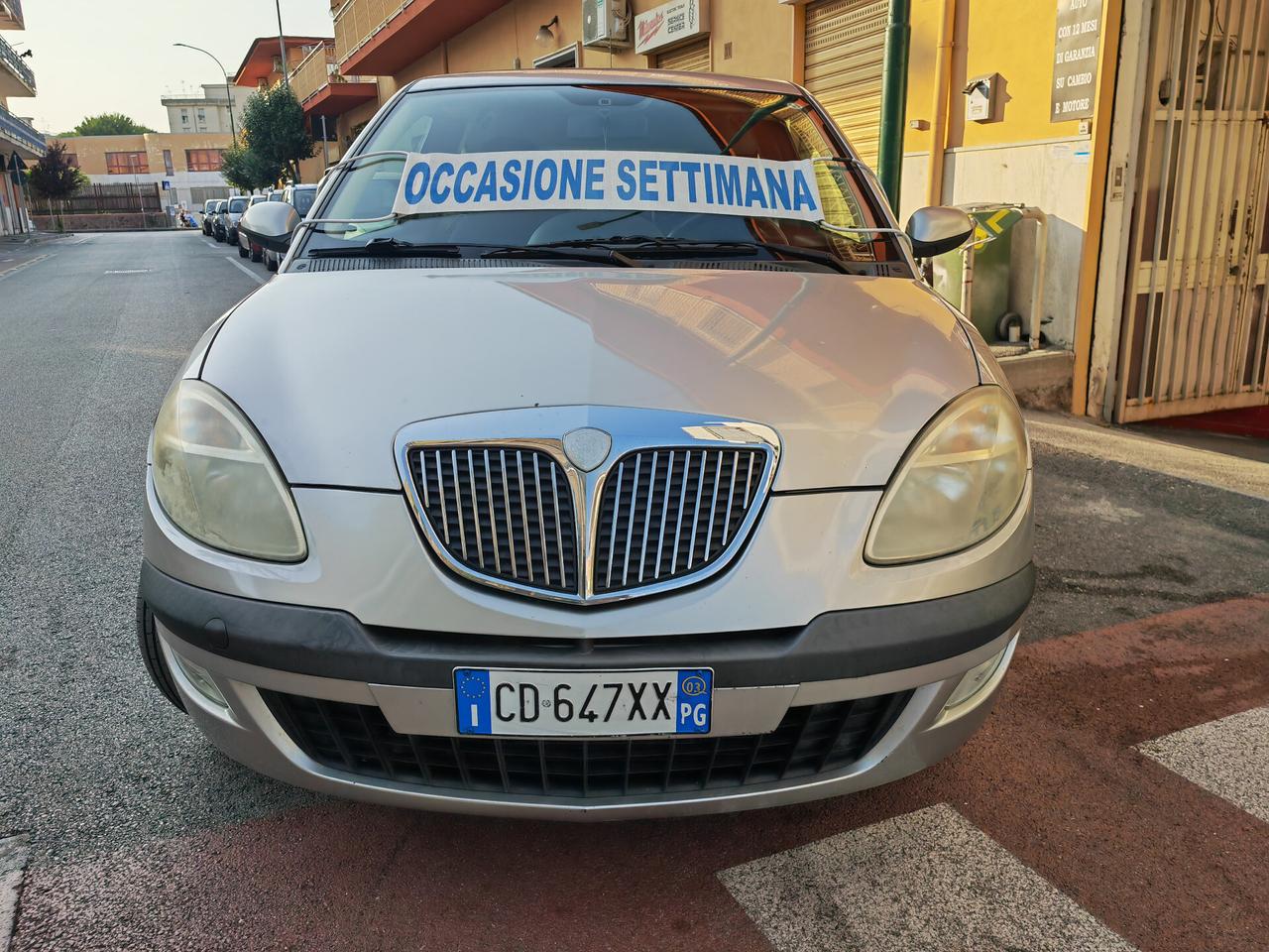 LANCIA YPSILON 1.2 BENZINA CV60 KW44 ORO