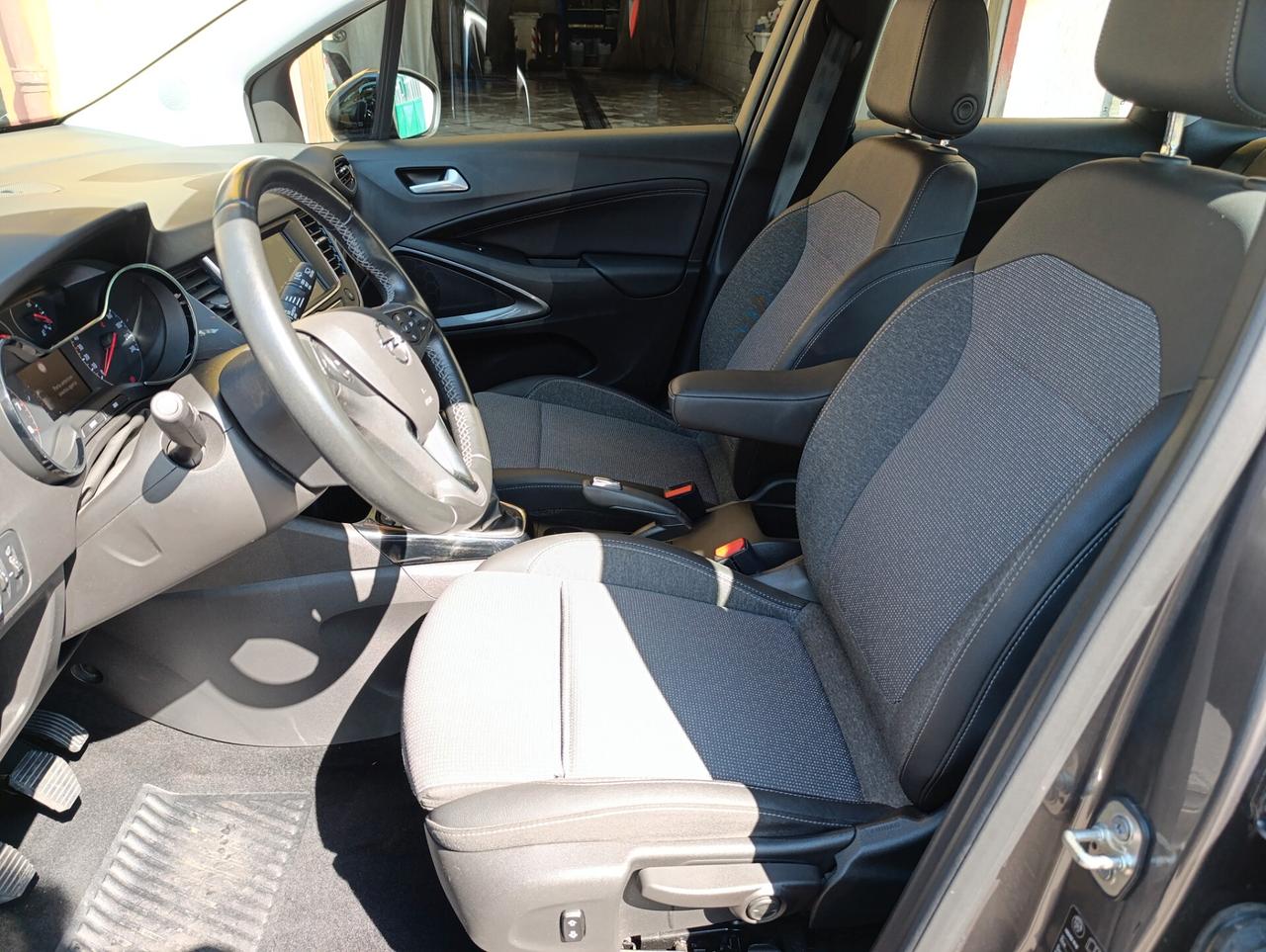 Opel Crossland 1.2 benzina Elegance