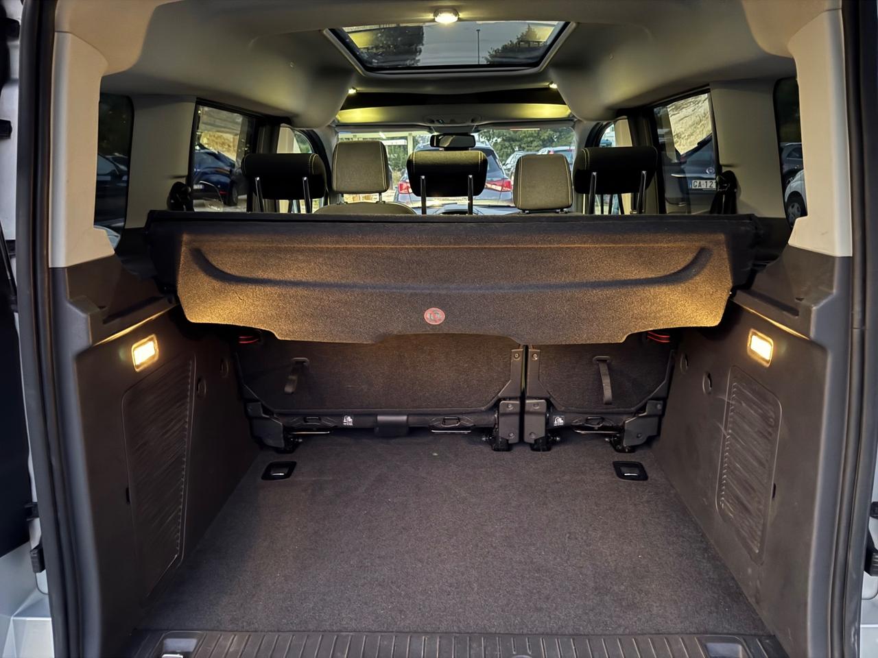 Ford Tourneo Connect 1.5 TDCi 120 CV Titanium