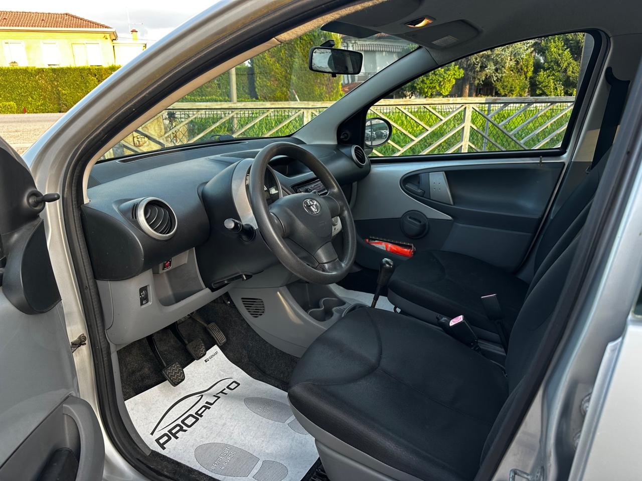 Toyota Aygo 1.0 12V VVT-i 5 porte