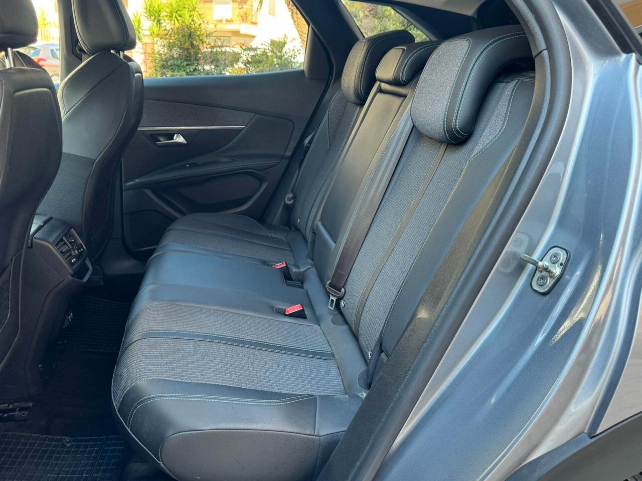 PEUGEOT 3008 1.5 HDI 130 CV. BI-COLORE ALLURE FULL