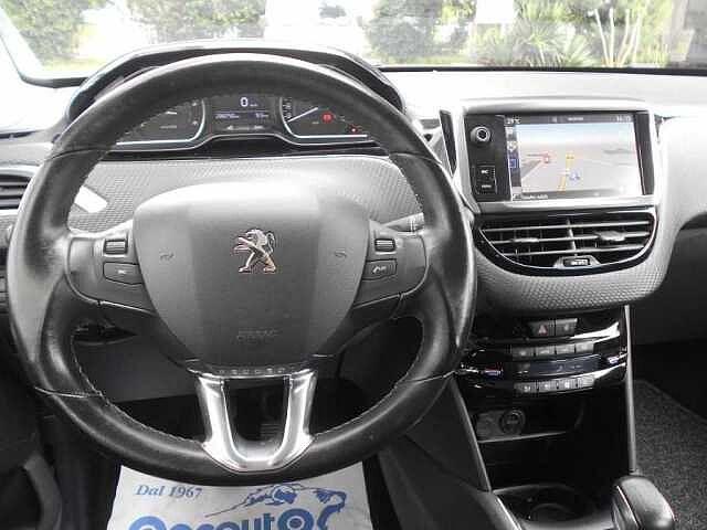 Peugeot 208 HDi 100 5p Allure Finanziato