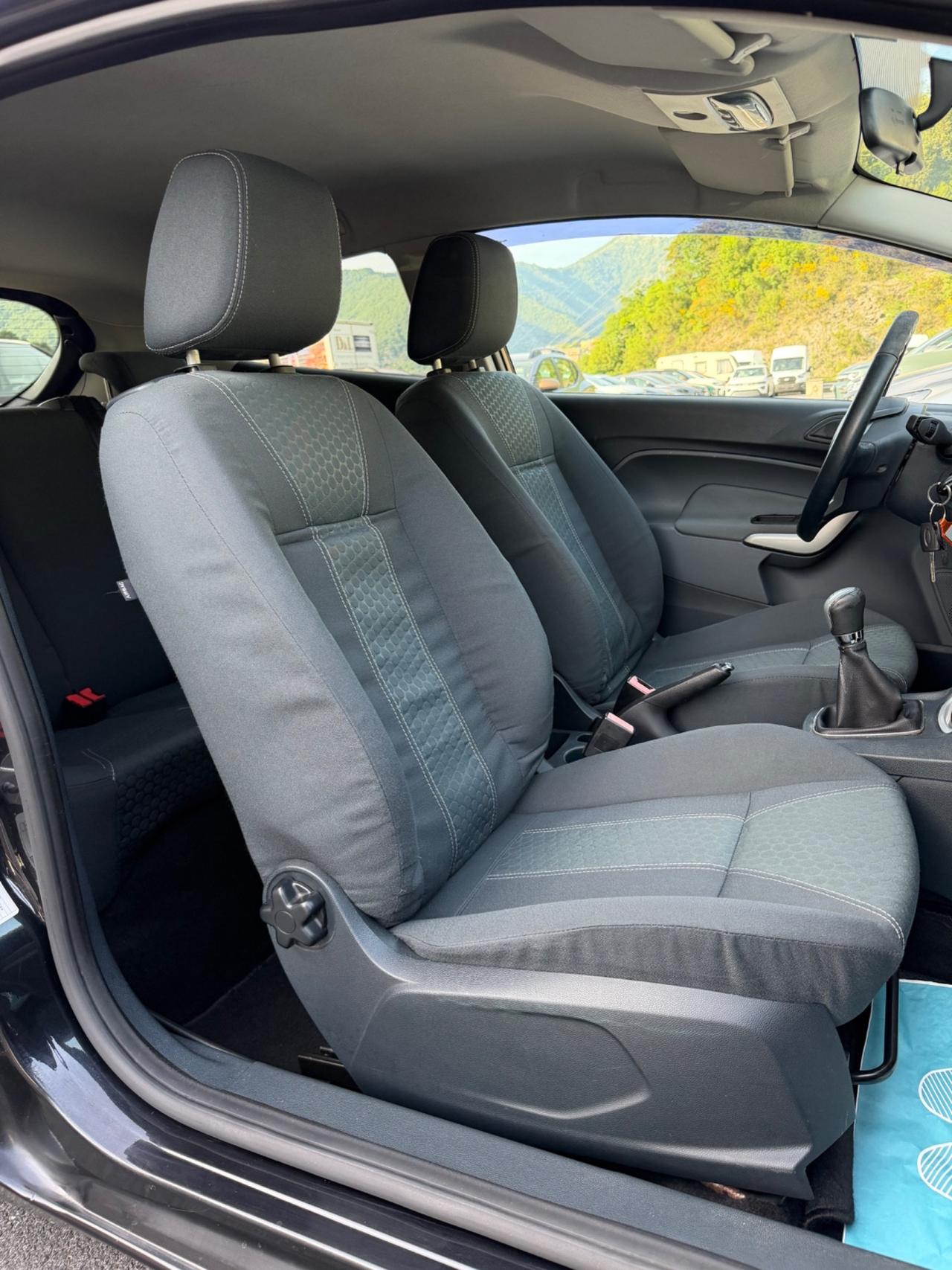 Ford Fiesta 1.4 TDCi 68CV - NEOPATENTATI