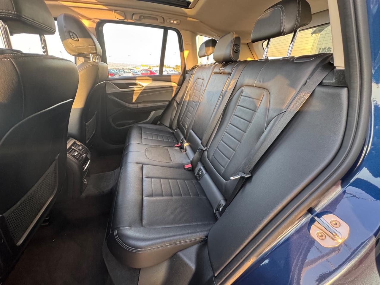 Bmw X3 sDrive18d Business Advantage