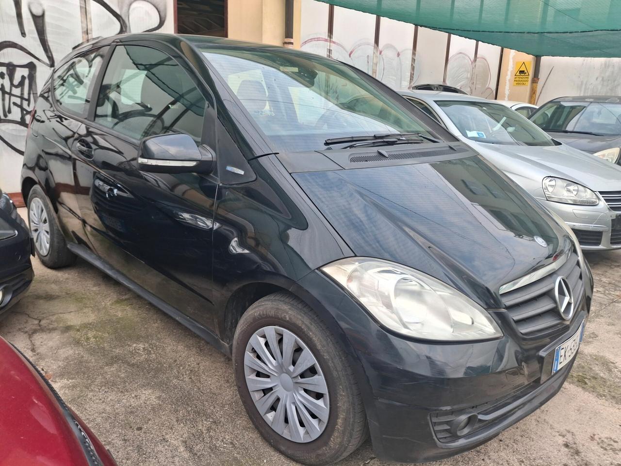 Mercedes-benz A 160 BlueEFFICIENCY Coupé Avantgarde
