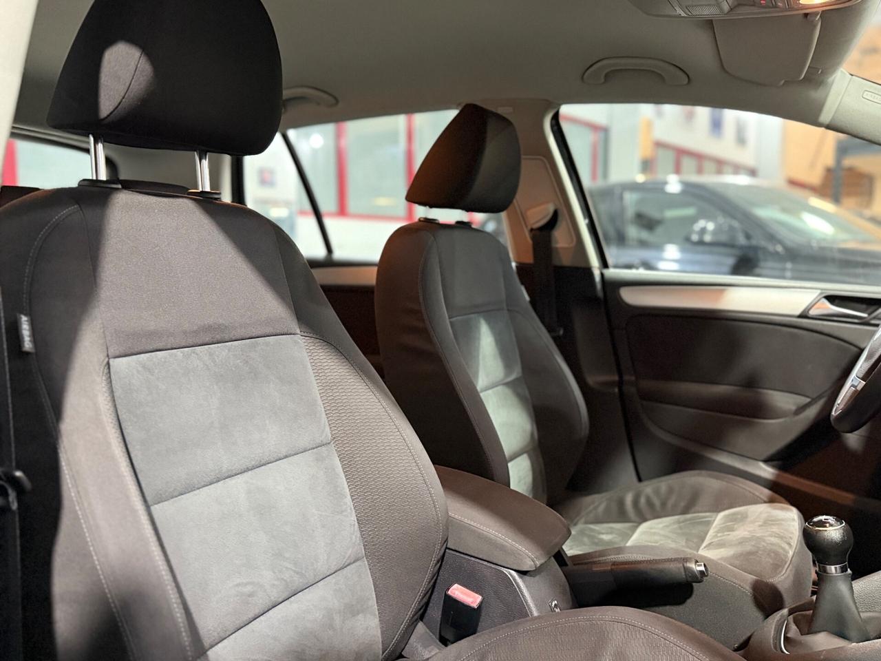 Volkswagen Golf 6 1.6 TDI 5p. Highline BlueMotion Technology