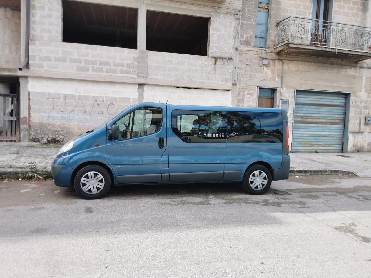 Opel Vivaro 27 2.0 CDTI PC-TN Combi 9 posti