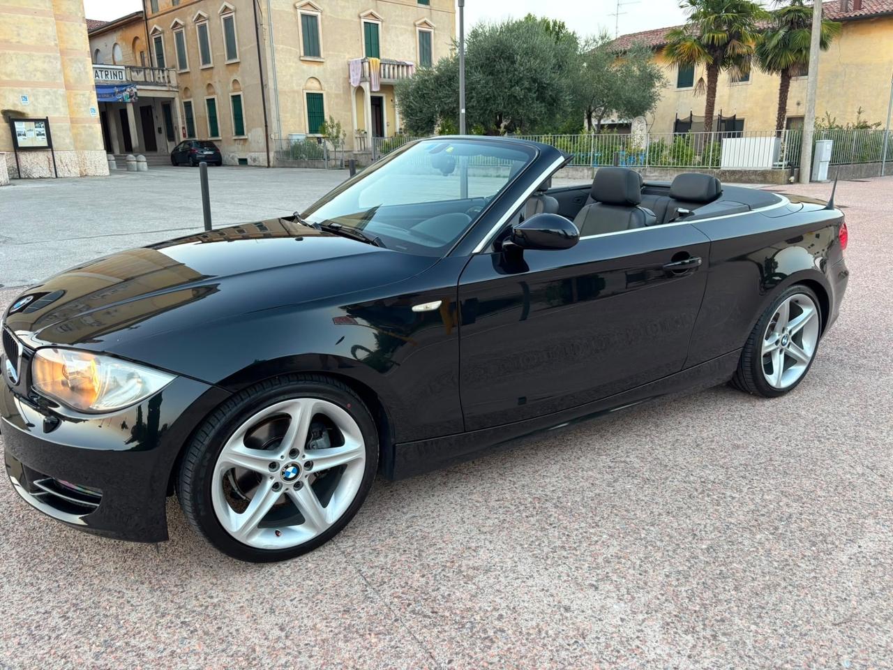 Bmw 120 .2.0 i Cabrio Attiva pronta al uso