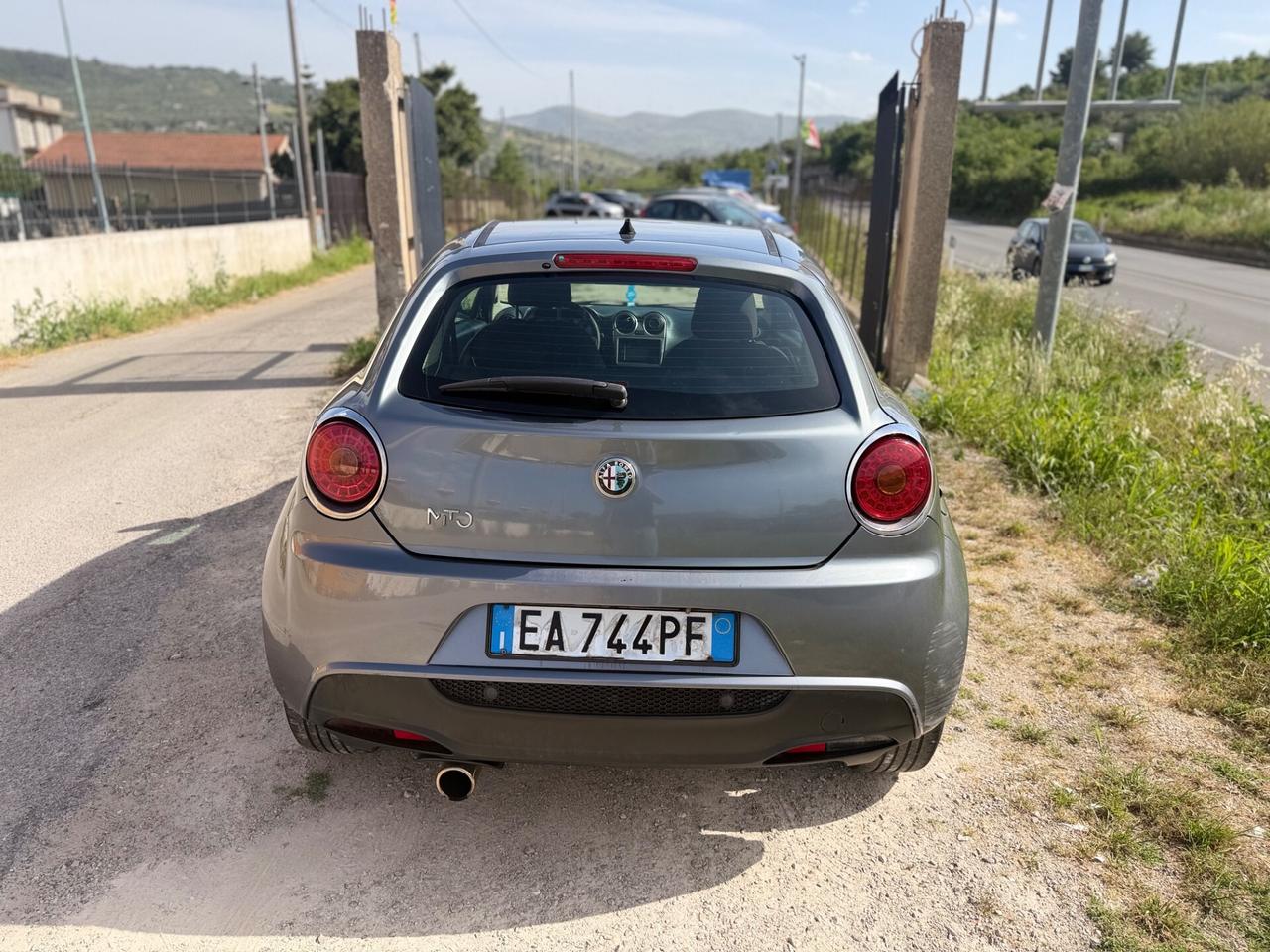 Alfa Romeo MiTo 1.6 JTDm 16V Distinctive Sport Pack