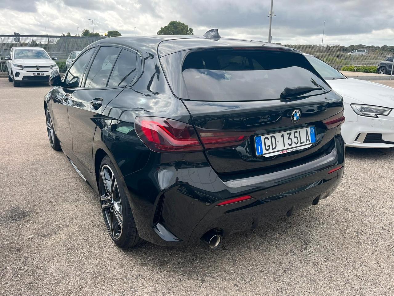 Bmw 116 116d 5p. Msport