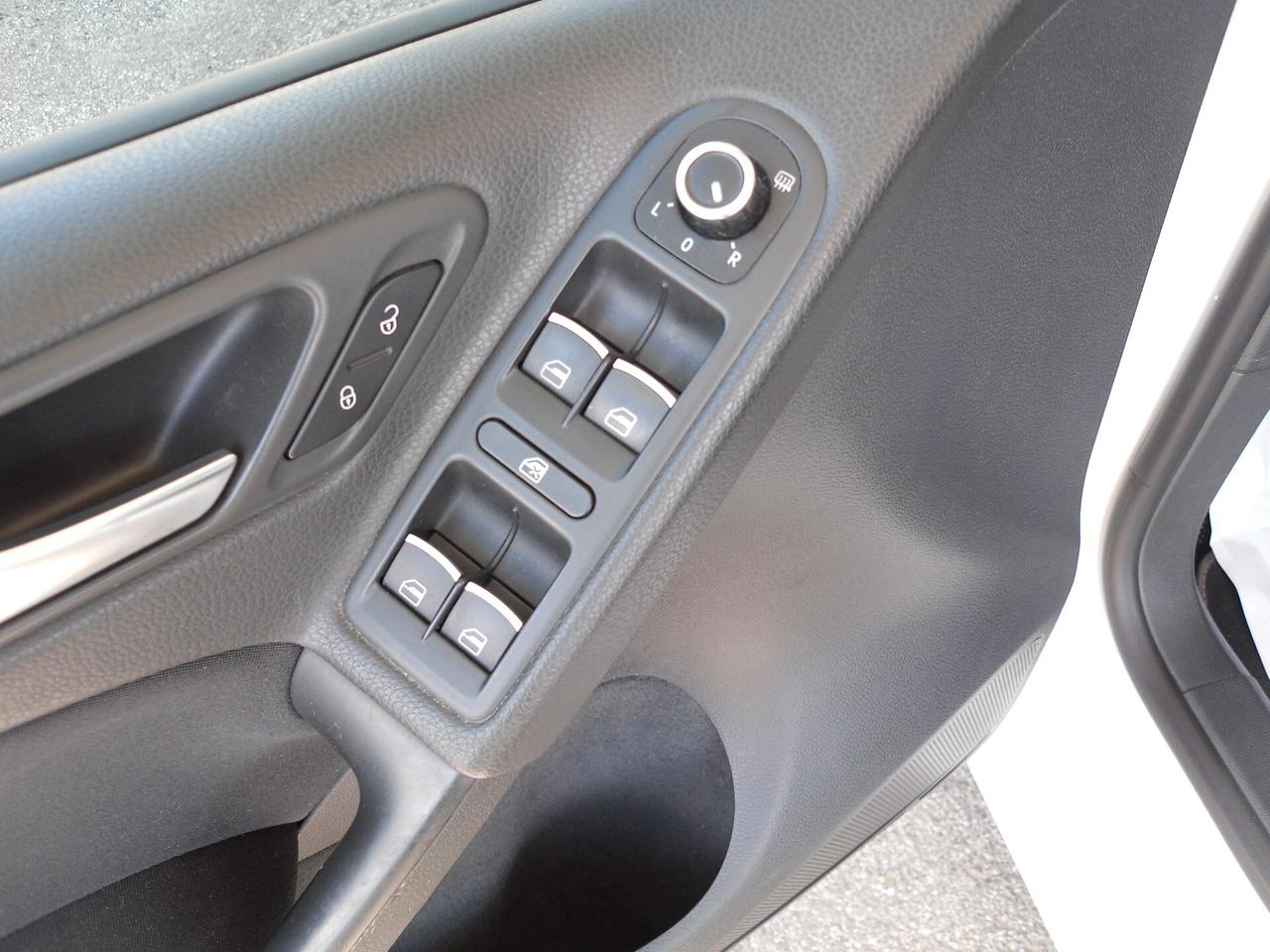 Volkswagen Golf 6 1.6 TDI 105 cv Highline