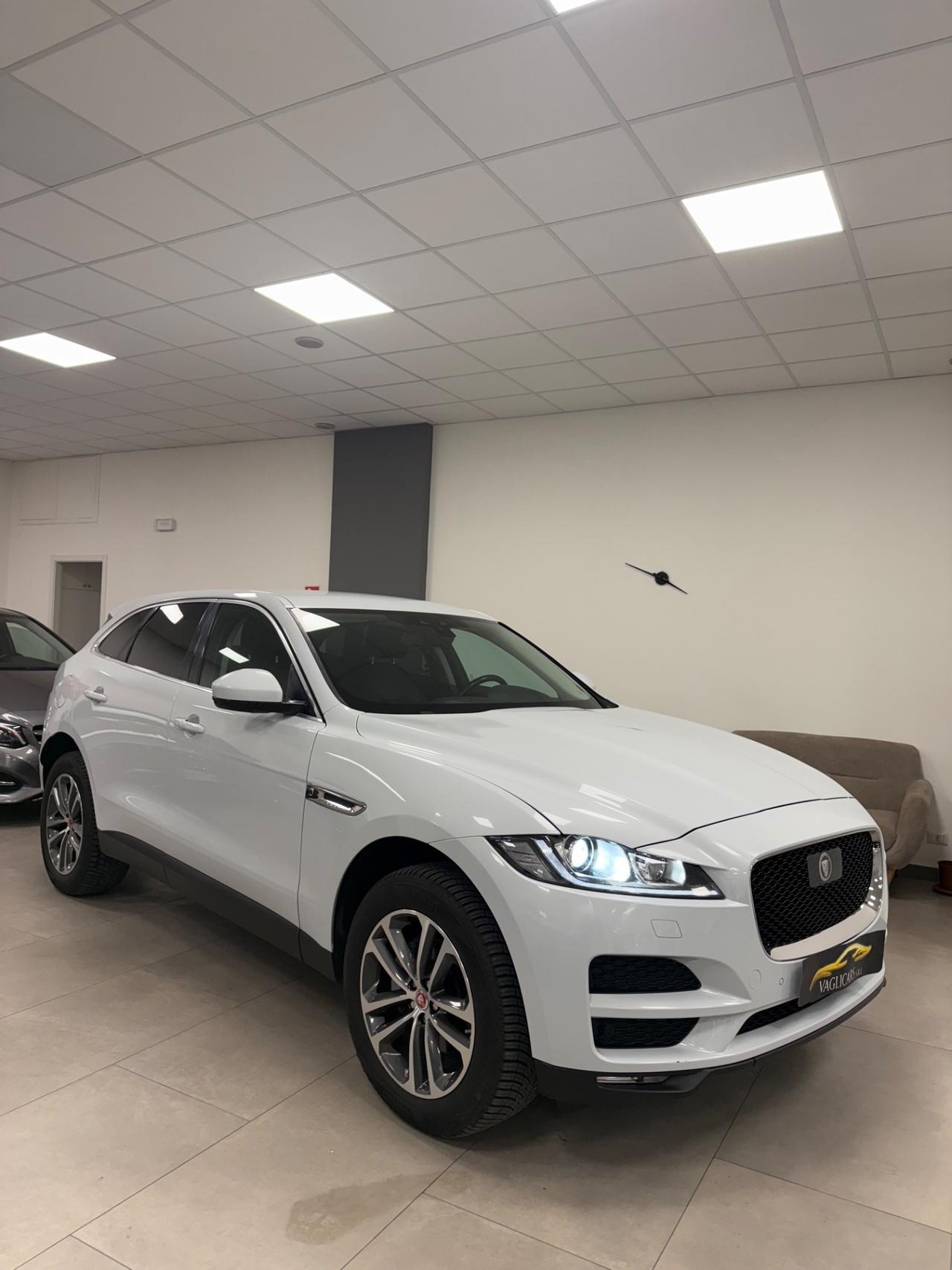 Jaguar F-Pace 2.0 D 180 CV AWD aut. R-Sport