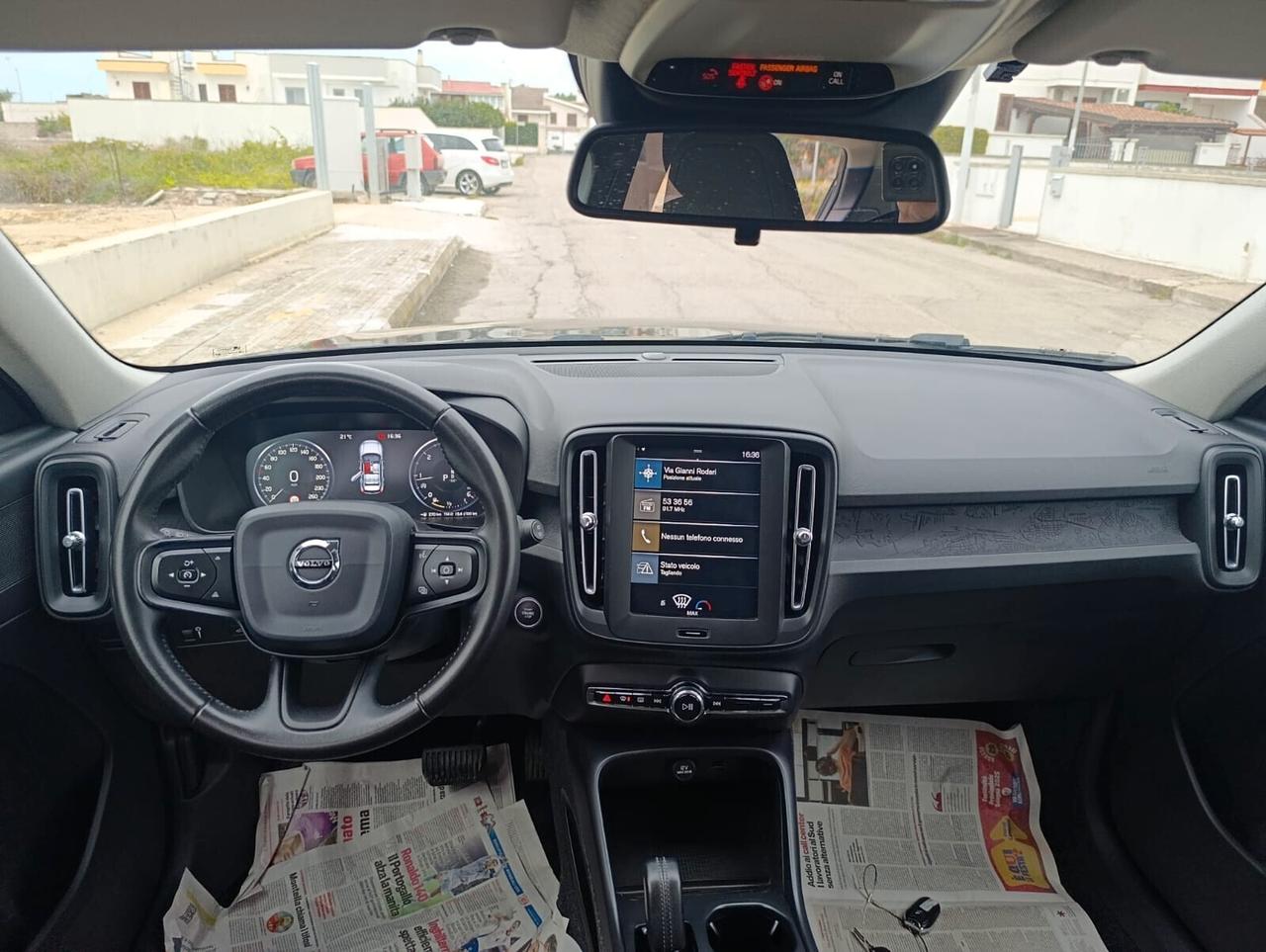 VOLVO XC40 D3 AWD GEEARTRONIC LED/NAV/SENS.POSTERIORI/