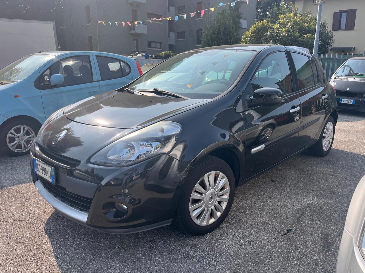 Renault Clio 1.2 16V 5 porte GPL Dynamique - 2010