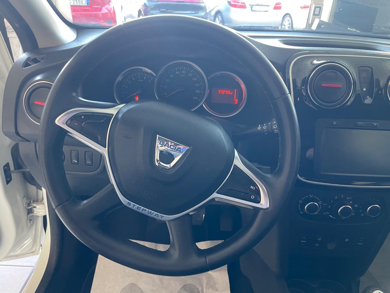 Dacia Sandero Stepway 0.9 TCe 90 CV Techroad - Nessun vincolo -