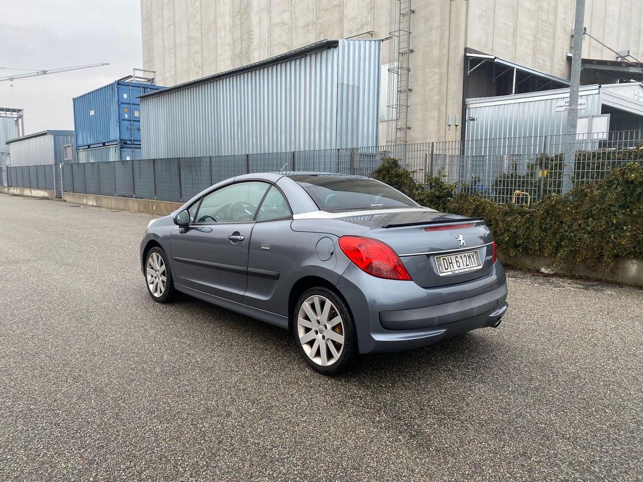 Peugeot 207 1.6 VTi 120CV CC Féline