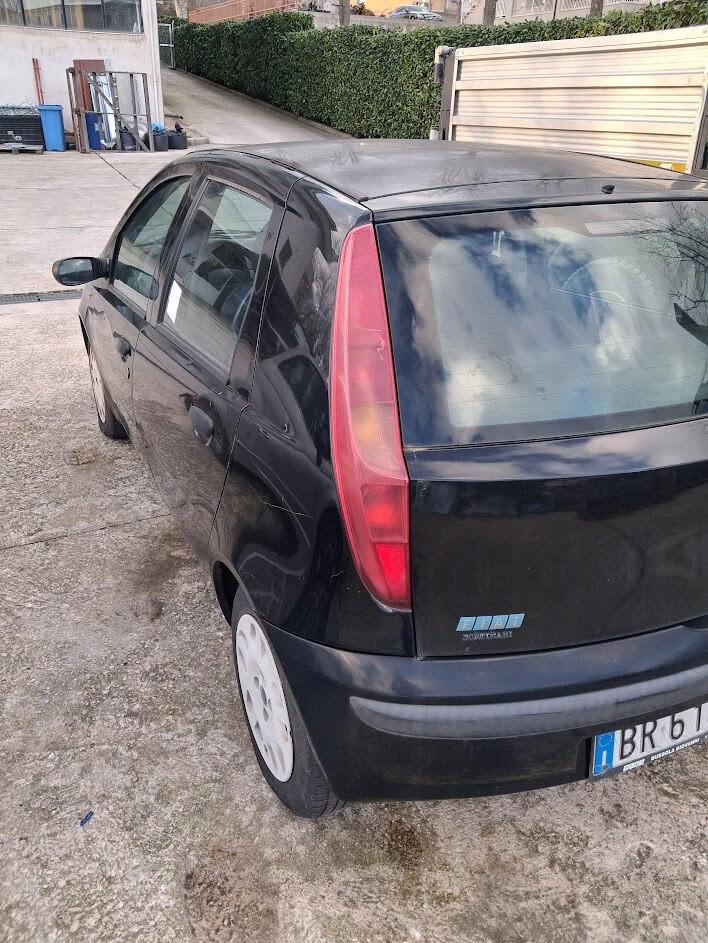 Fiat Punto 1.2i 16V cat 5 porte EL