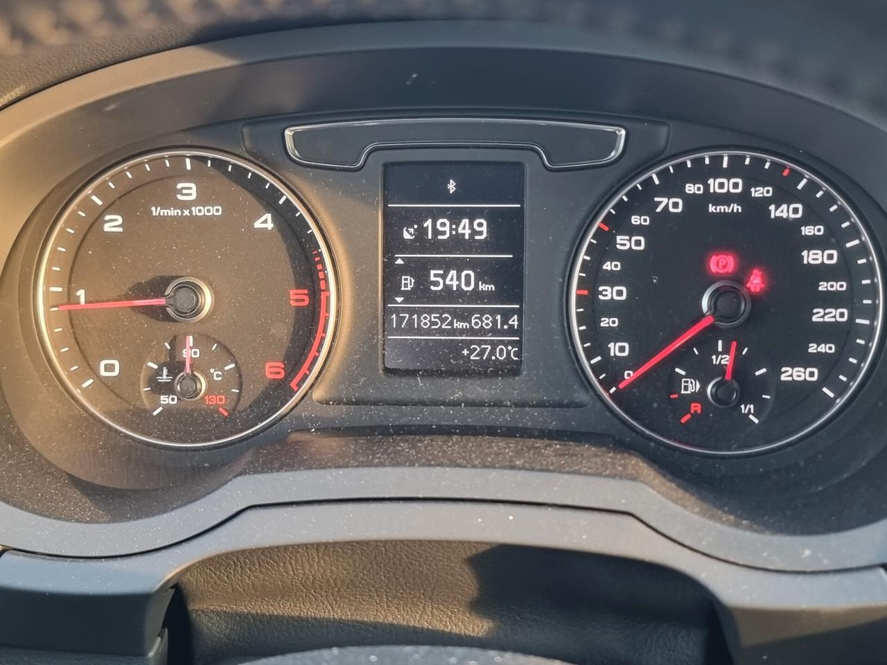 Audi Q3 2.0 TDI 120 CV Business