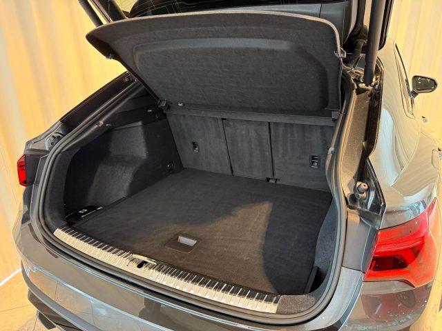 AUDI Q3 Sportback 40 TDI quattro S line Matrix Navi Camera