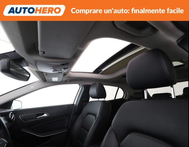 MERCEDES-BENZ GLA 220 d Automatic 4Matic Sport