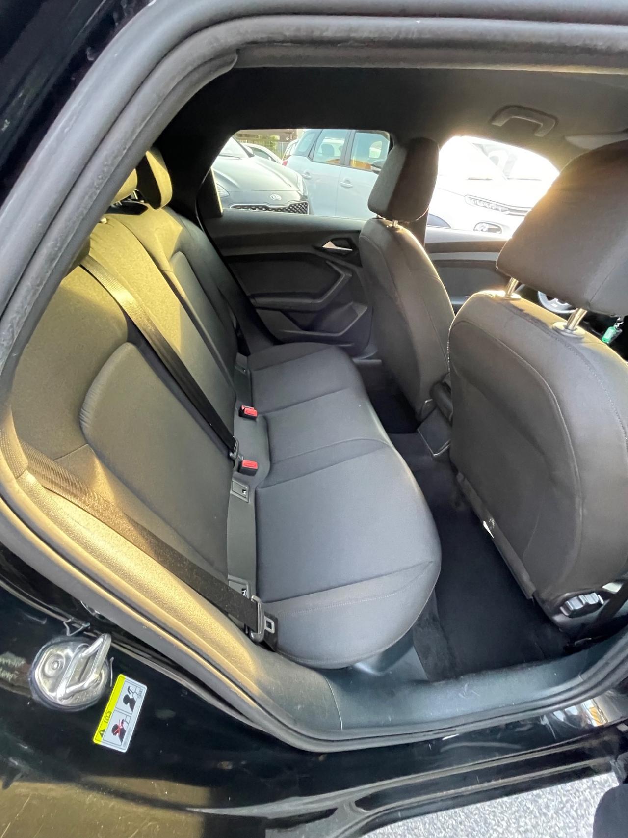 A1 SPB 30 TFSI S tronic/s-line /unipro/rate