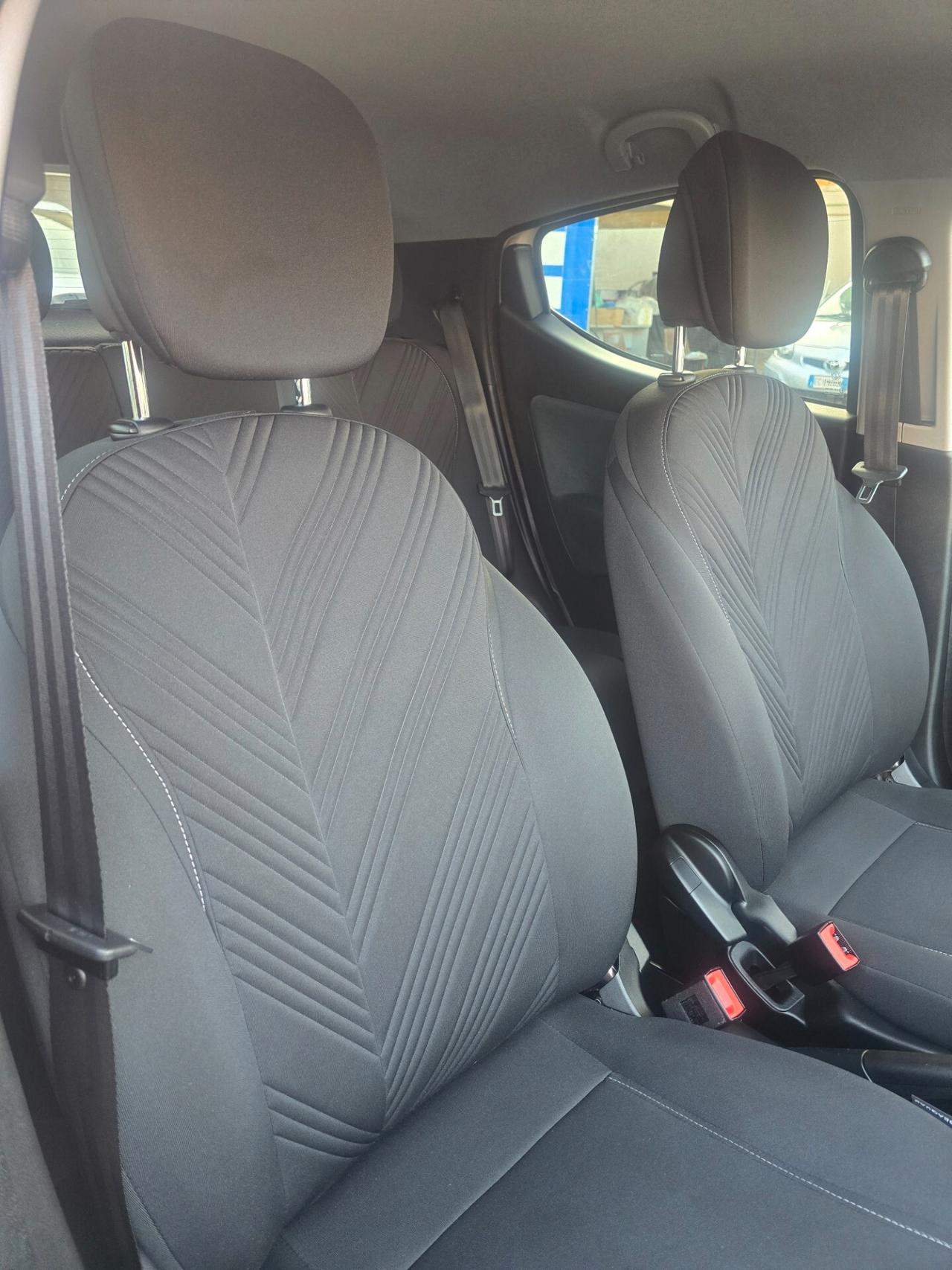 Lancia Ypsilon 1.2 69 CV 5 porte GPL Gold Plus