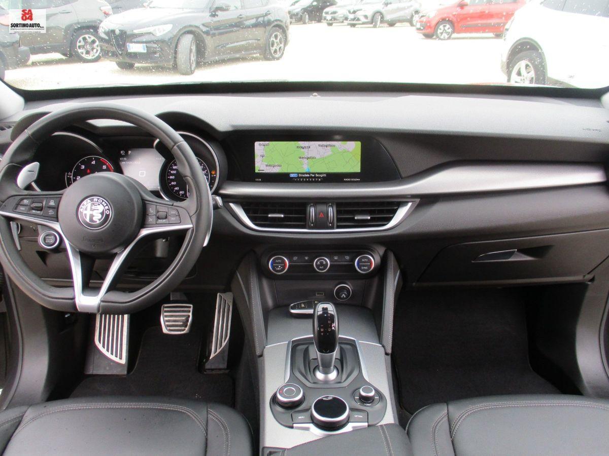 A.R.Stelvio 2.2 T.diesel 210cv AT8 Q4 Exec.-2019