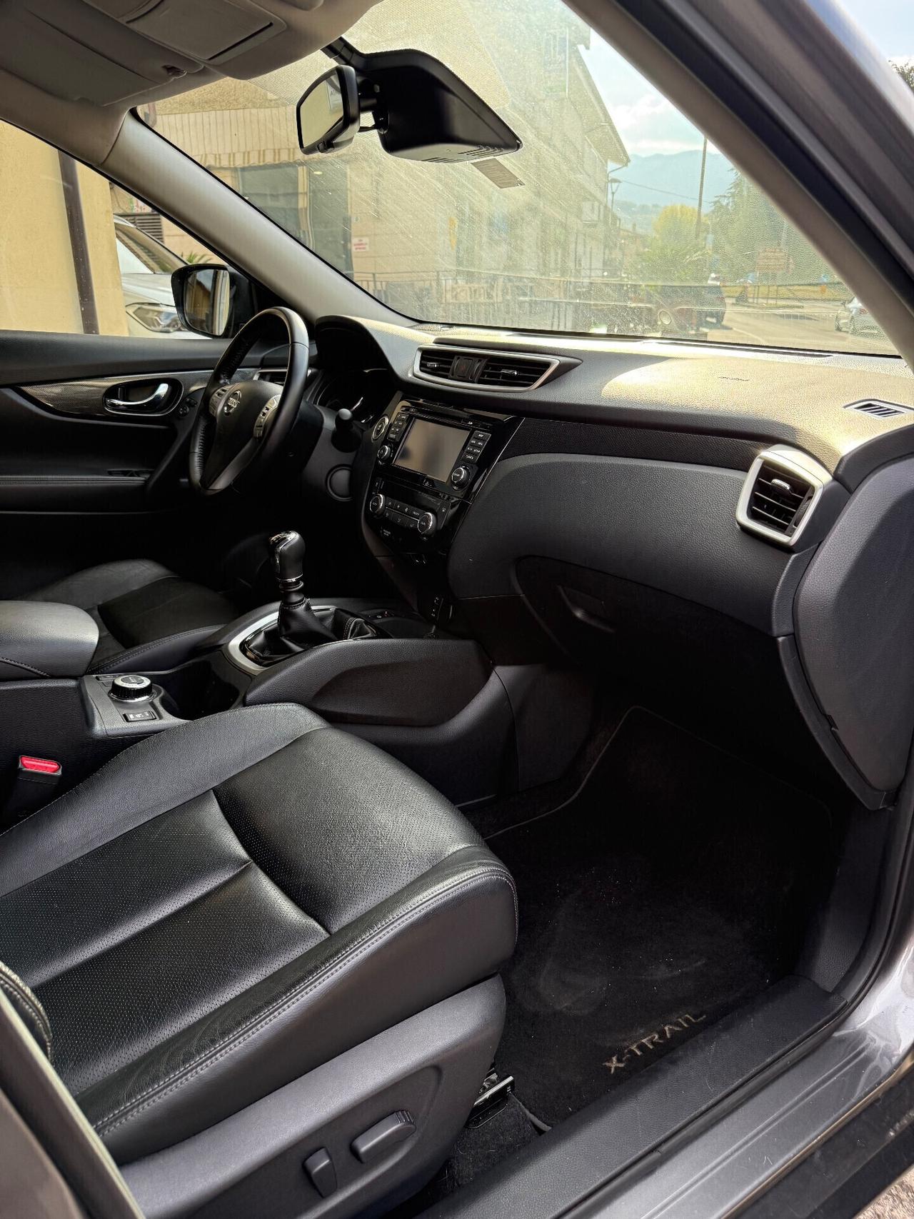 Nissan X-Trail 4WD FULL OPTIONAL.