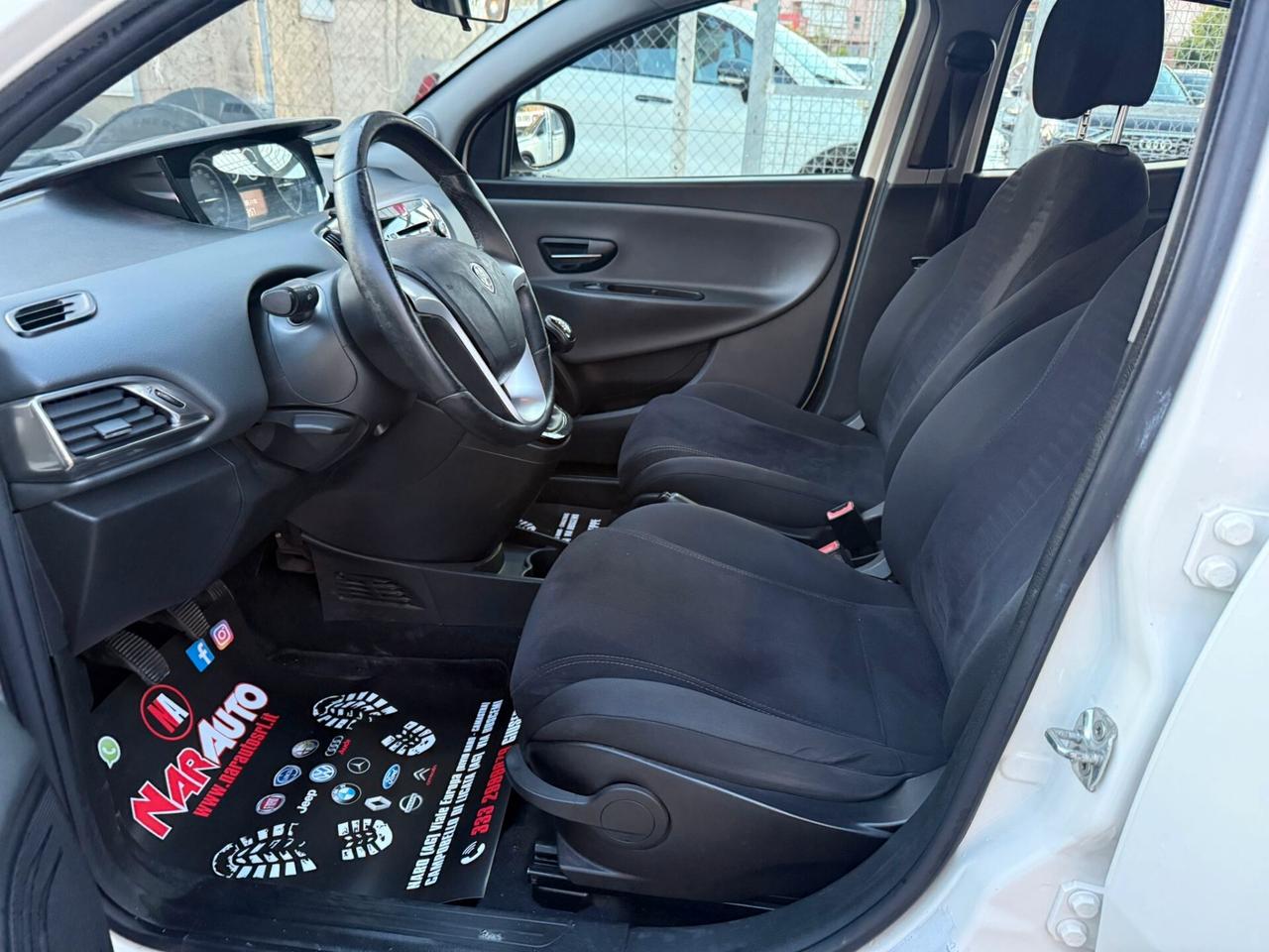 Lancia Ypsilon 1.3 MJT 16V 95 CV 5 porte S&S Elefantino
