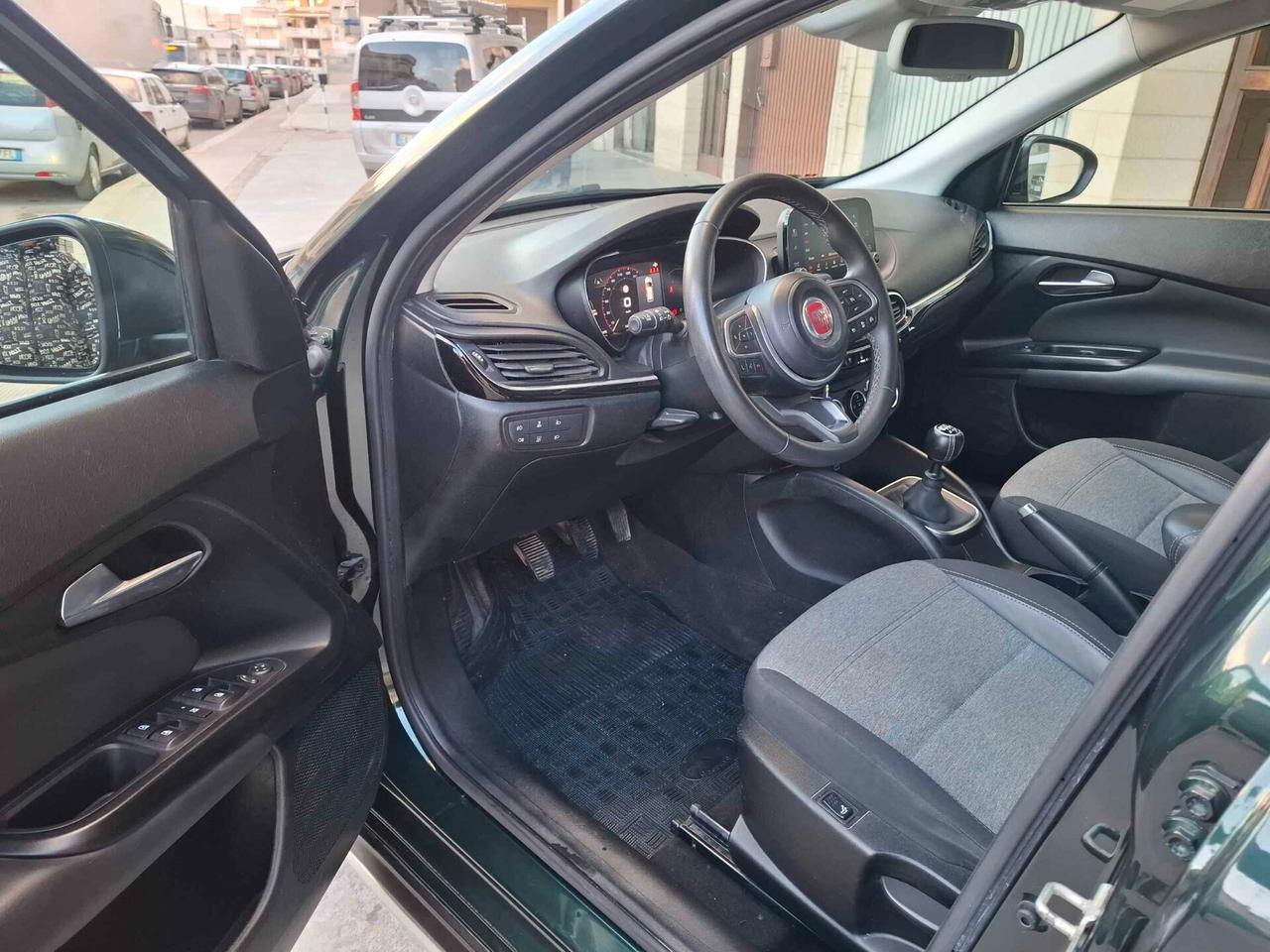 Fiat Tipo 1.6 Mjt S&S 5 porte Cross - 2021