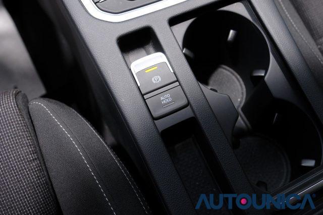 VOLKSWAGEN Passat Variant 2.0 TDI BUSINESS BLUEMOTION TECHNOLOGY