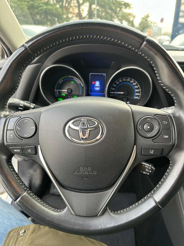 TOYOTA Auris Touring Sports 1.8 Hybrid Lounge