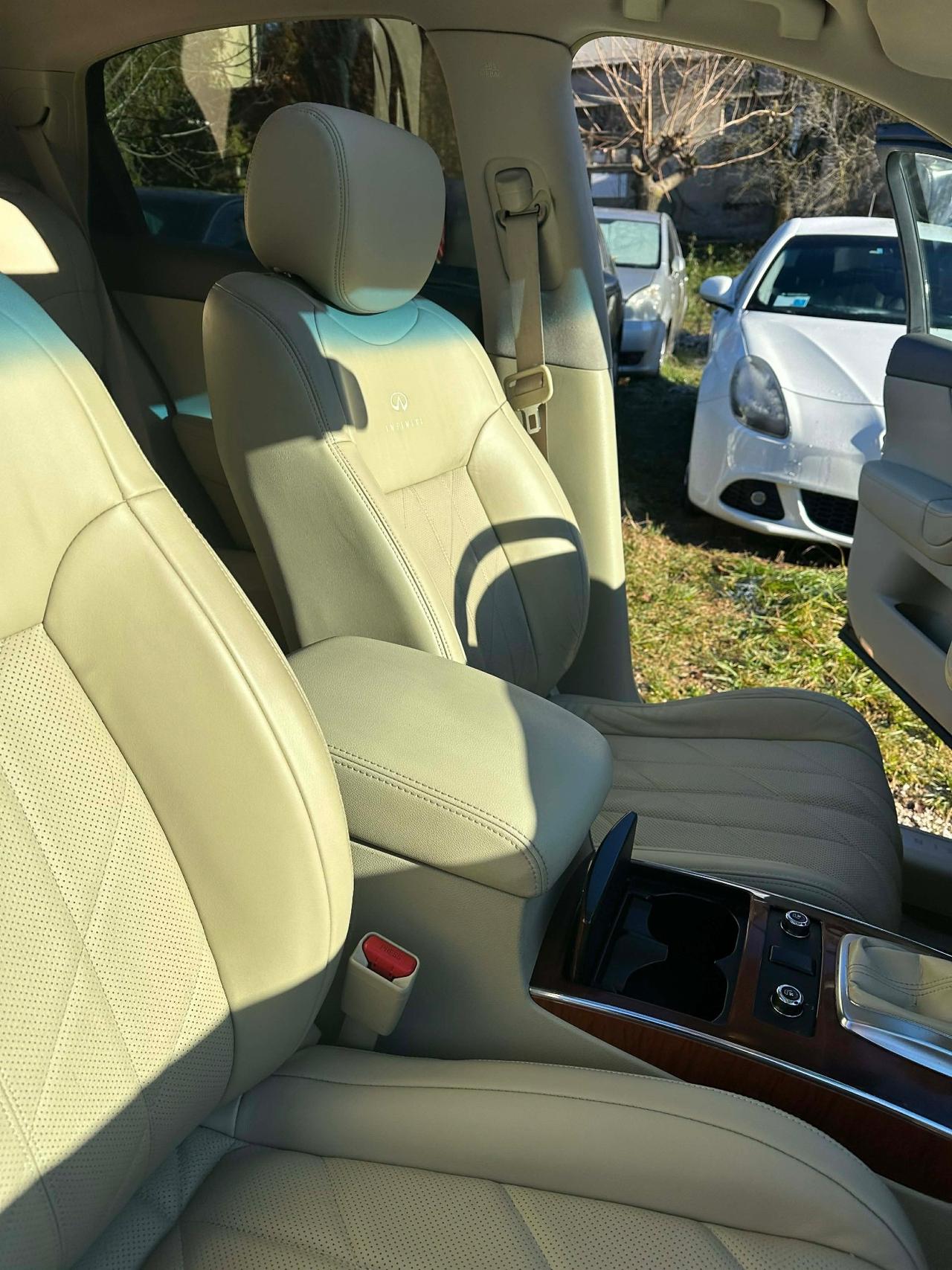 Infiniti FX30d S PREMIUM KMCERT UNICOPR GARANZ