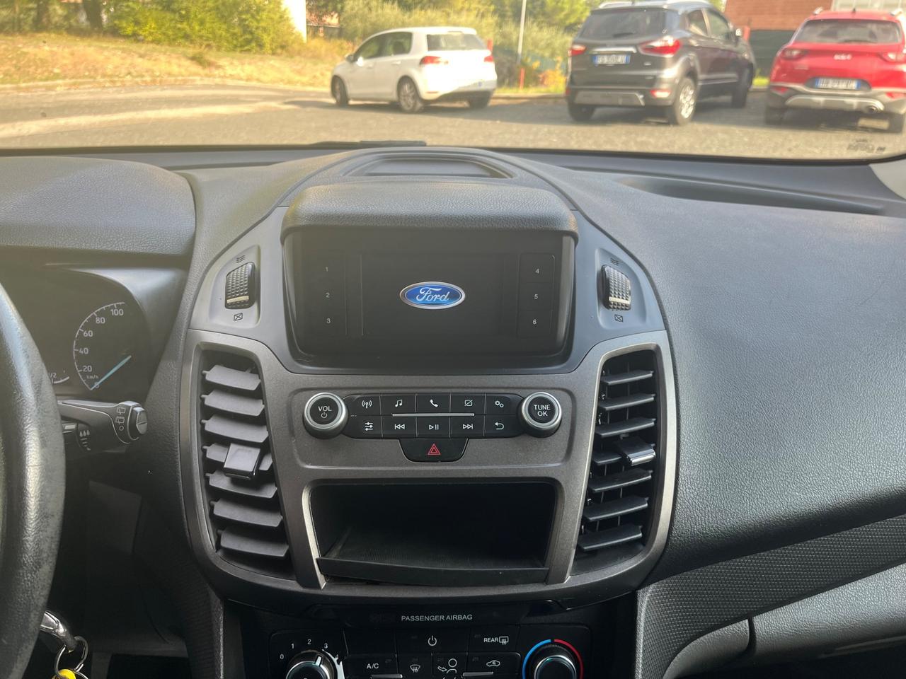 Ford Tourneo Connect 1.5 TDCi 100 CV Plus