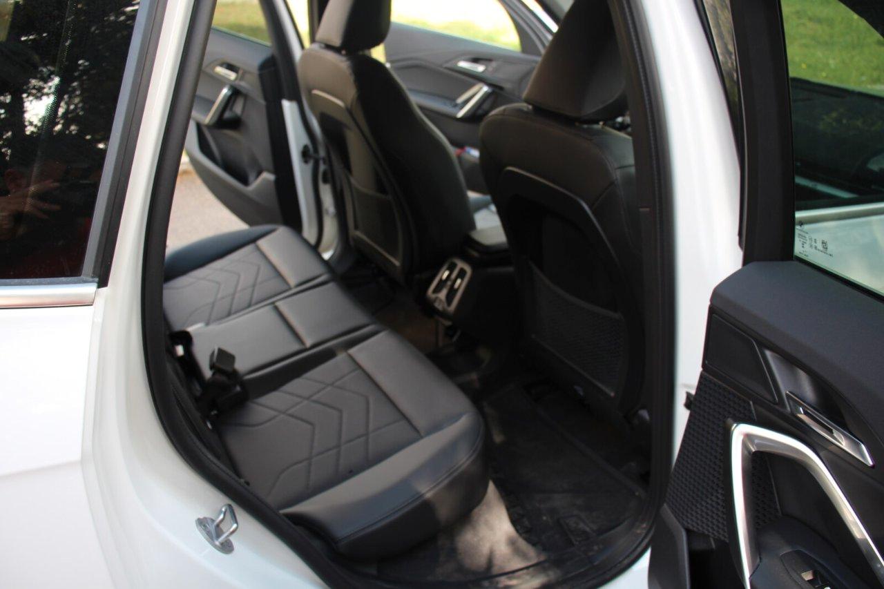BMW iX1 edrive 20 X-Line