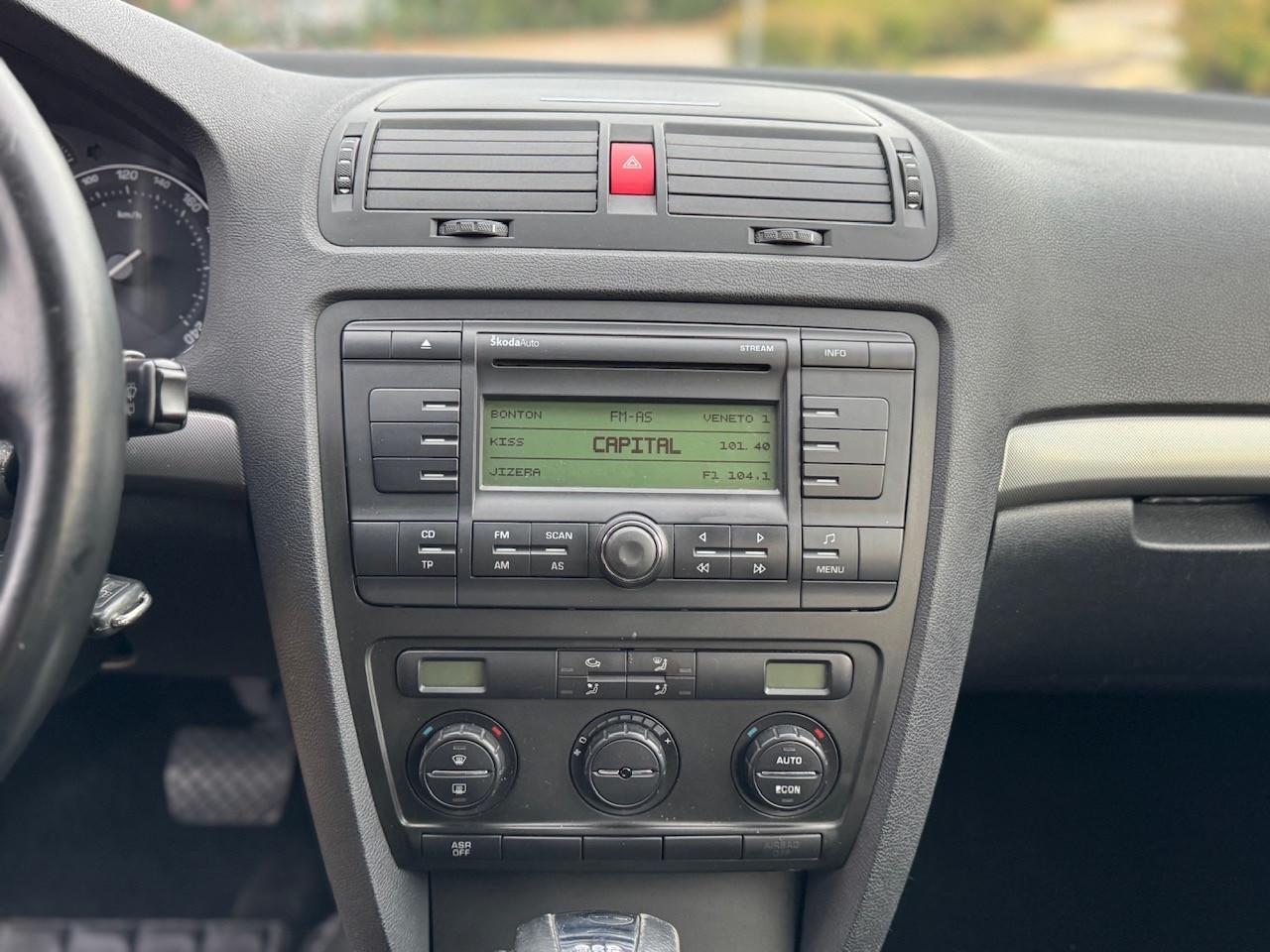 Skoda Octavia 1.9 TDI DSG Wagon Elegance