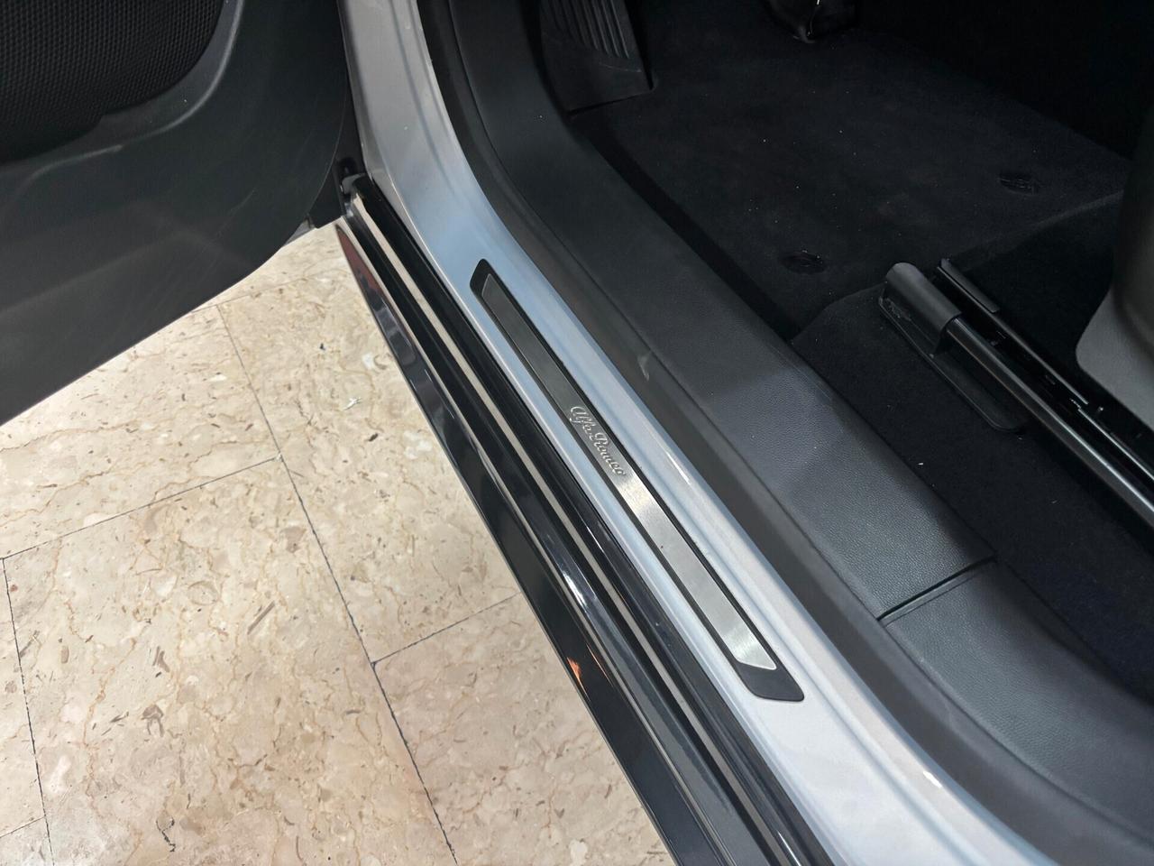 Alfa Romeo Stelvio 2.2 Turbodiesel 210 CV Veloce AT8 Q4 My24