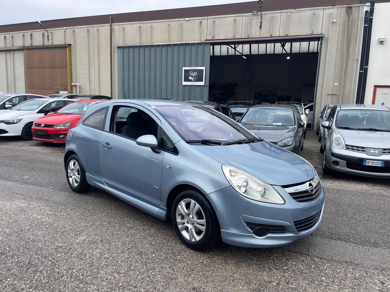 Opel Corsa 1.2 Neopatentati