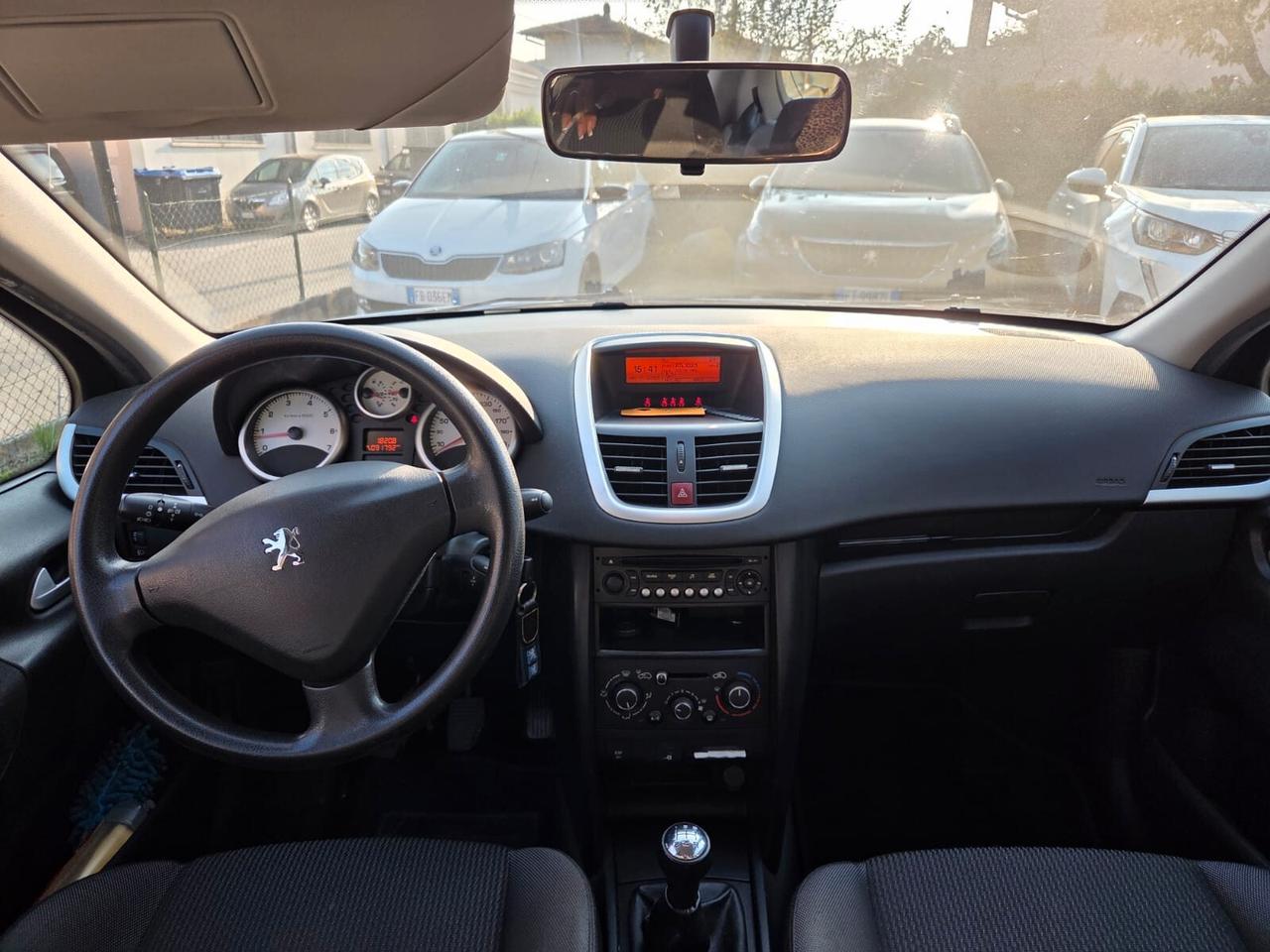 Peugeot 207 1.4 VTi 95CV 5p. XS