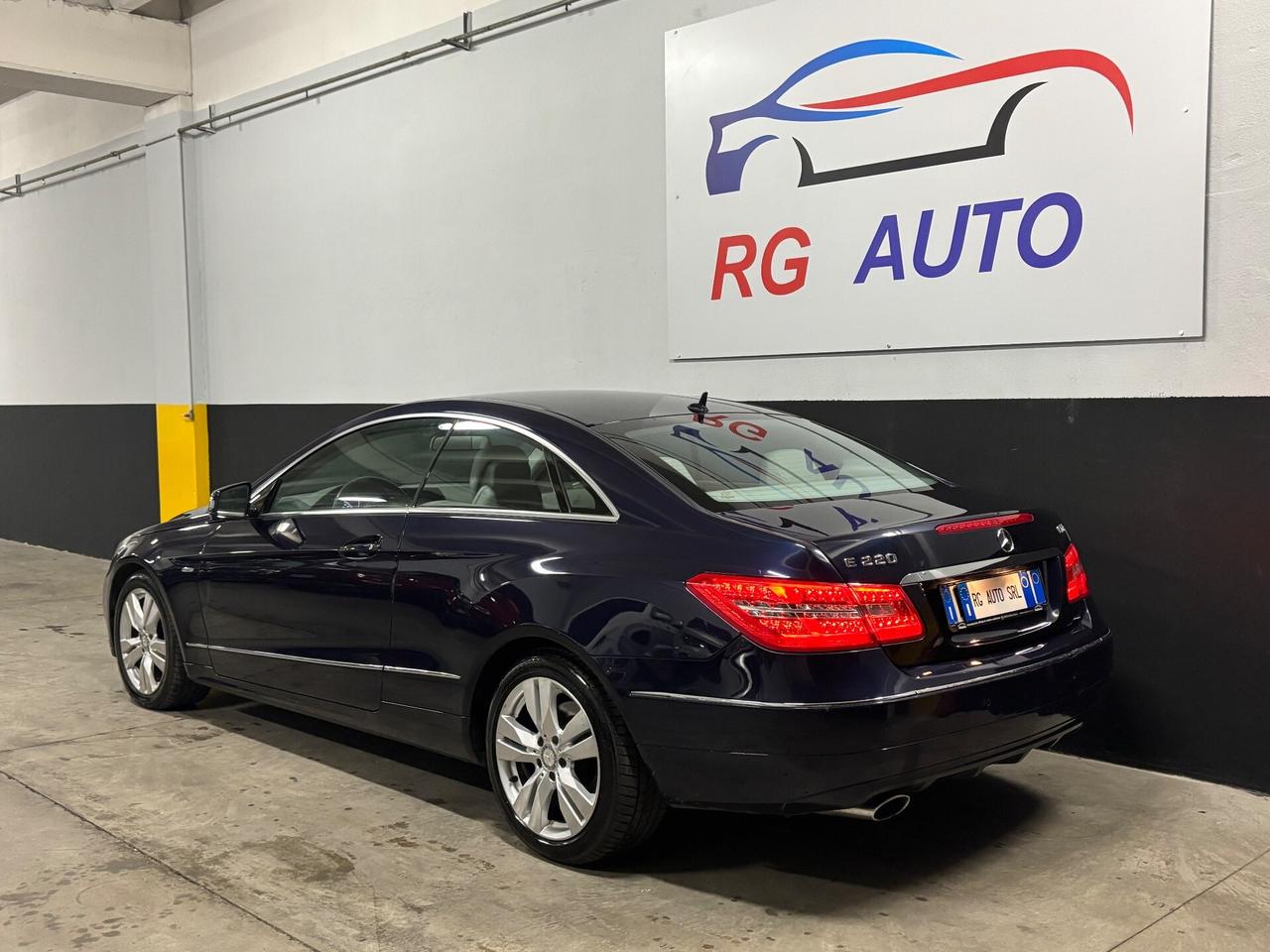 Mercedes-benz E 220 E 220 CDI Coupé Premium